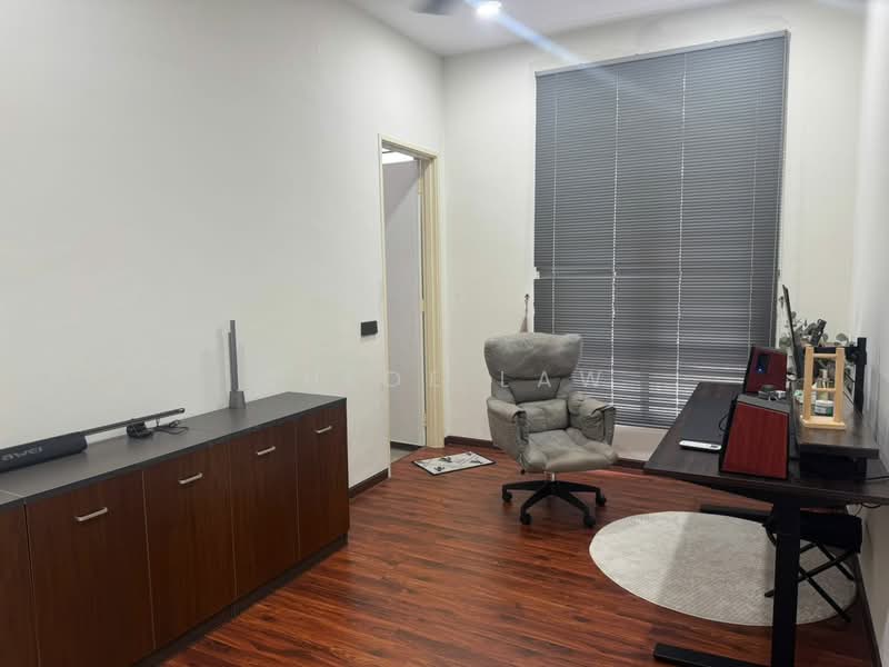 2-storey Terraced House for Rent in Setia Tropika (Johor Bahru) - Chloe Law - Study - PropertyGuru.com.my