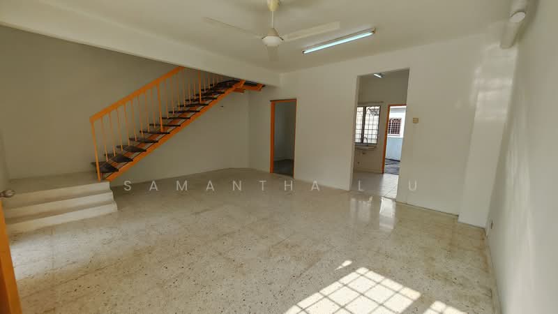 2-storey Terraced House for Sale in Bandar Bukit Beruntung (Bukit Beruntung) - Samantha Lau - Living Room - PropertyGuru.com.my