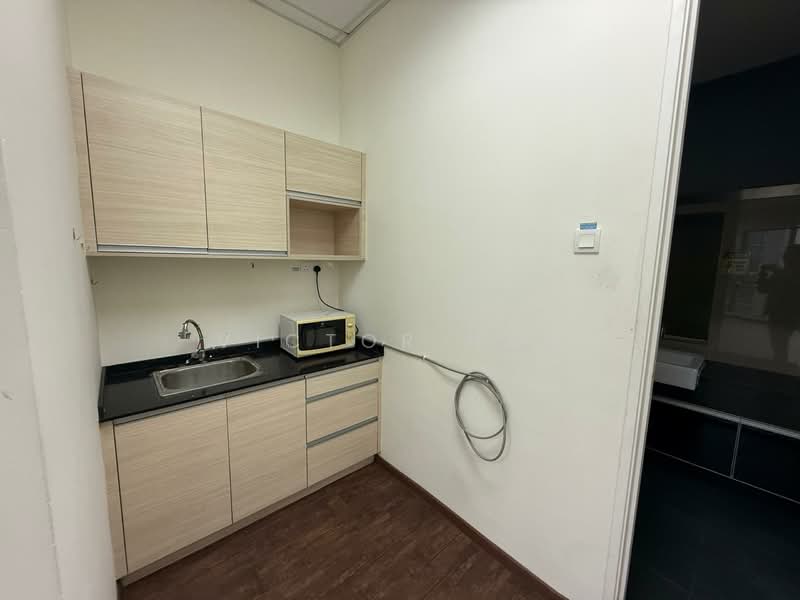 Office for Sale in Kampung Kerinchi (Bangsar South) (Kuala Lumpur) - Victor Han - Kitchen - PropertyGuru.com.my