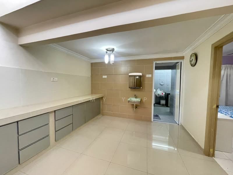 Taman Ehsan untuk Untuk Dijual - RM 700,000, Apr 2026 - Kitchen - PropertyGuru.com.my