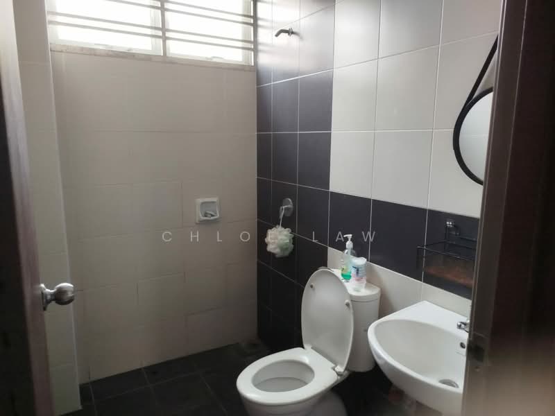 1-storey Terraced House for Sale in Bandar Putra (Kulai) - Chloe Law - Bathroom - PropertyGuru.com.my