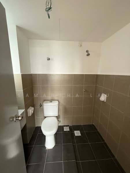 Condominium for Sale at Sri Angsana Hilir - Samantha Lau - Bathroom - PropertyGuru.com.my