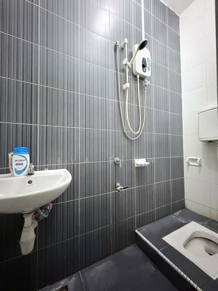 Cluster House for Sale in Taman Nusa Bestari (Iskandar Puteri (Nusajaya)) - Eva Siow - Bathroom - PropertyGuru.com.my