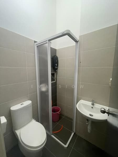 2-storey Terraced House for Sale in Taman Mutiara Rini (Skudai) - Eva Siow - Bathroom - PropertyGuru.com.my