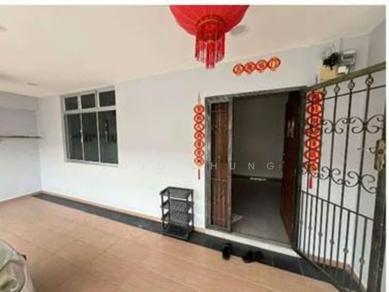 Taman Nusa Bestari 2 untuk Untuk Disewa - RM 2,600 /bulan, Apr 2026 - Entrance - PropertyGuru.com.my