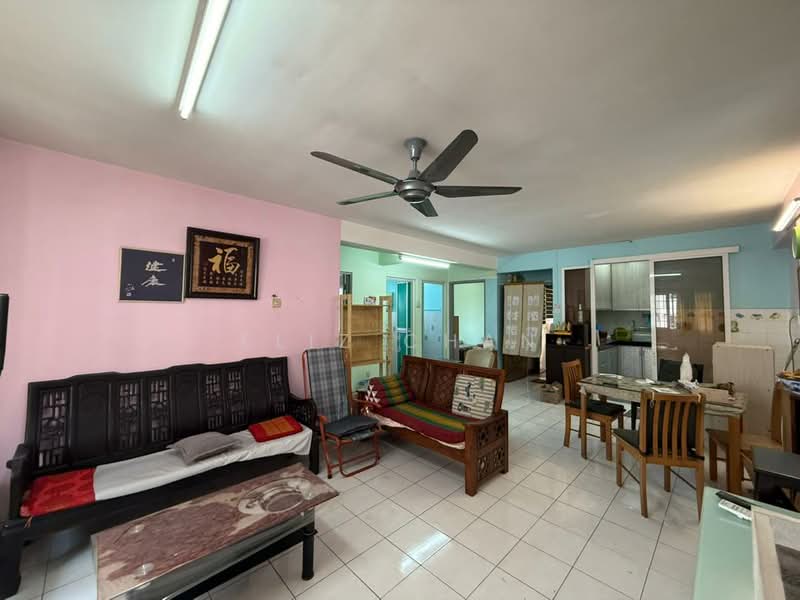 Apartment for Rent at Aman Dua - Eliz Chan - Living Room - PropertyGuru.com.my