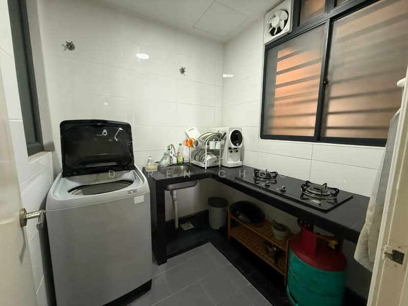 Condominium for Rent at Cristal Serin Residence - Daren Choo - Kitchen - PropertyGuru.com.my