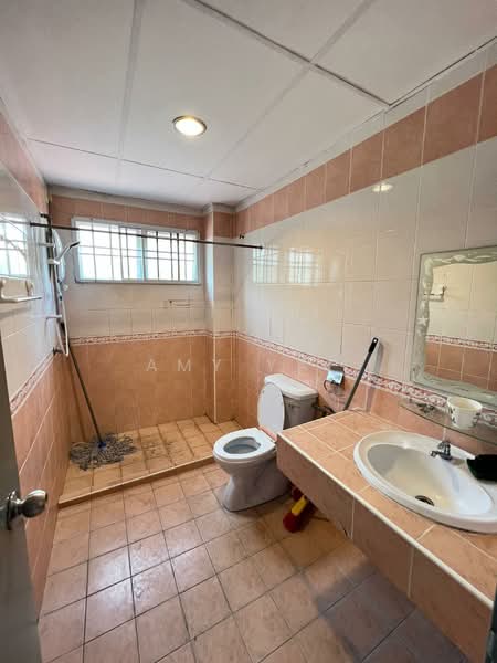 Taman Megah Kepong untuk Untuk Dijual - RM 1,100,000, Mac 2026 - Bathroom - PropertyGuru.com.my