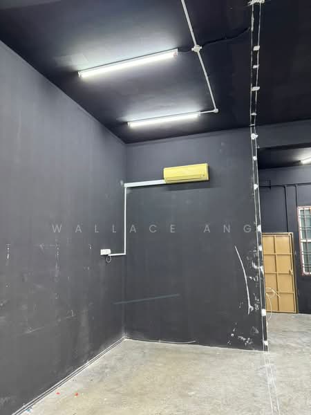 Shop for Rent in Taman Gaya (Ulu Tiram) - Wallace Ang - Interior - PropertyGuru.com.my