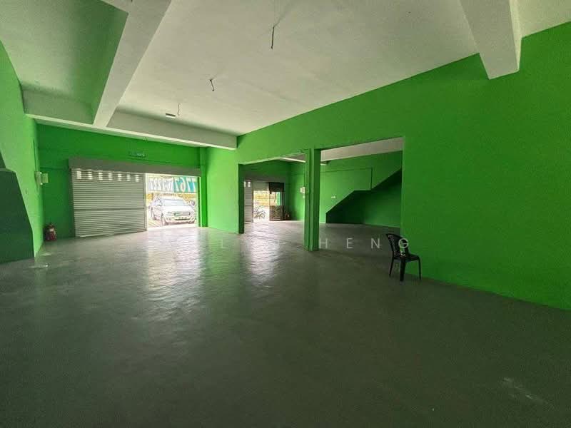 Shop for Rent in Bandar Cemerlang (Ulu Tiram) - Evelyn Heng - Interior - PropertyGuru.com.my