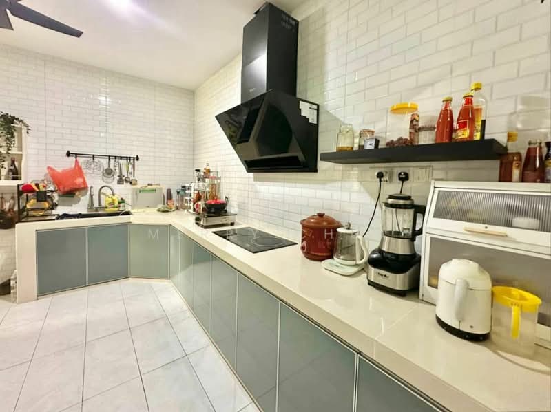 Cluster House for Sale in Ulu Tiram (Johor) - Merry Chua - Kitchen - PropertyGuru.com.my