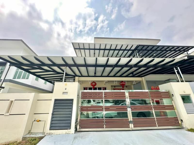 Cluster House for Sale in Ulu Tiram (Johor) - Merry Chua - Exterior - PropertyGuru.com.my