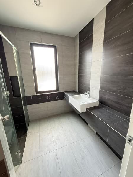 Hemingway Residences untuk Untuk Dijual - RM 930,000, Mac 2026 - Bathroom - PropertyGuru.com.my