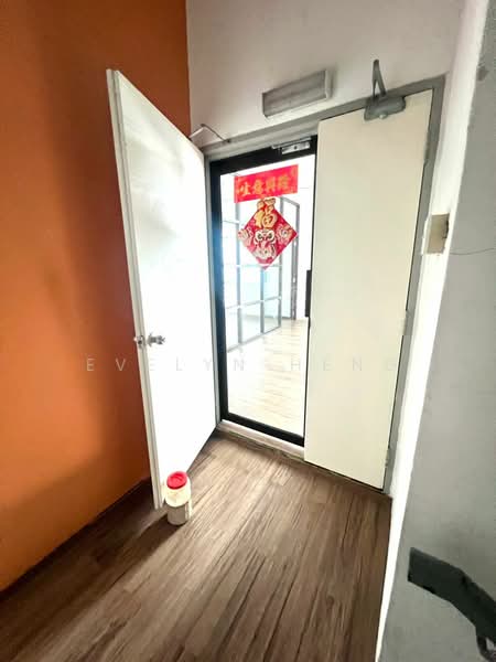 Shop for Rent in Taman Impian Emas (Skudai) - Evelyn Heng - Entrance - PropertyGuru.com.my