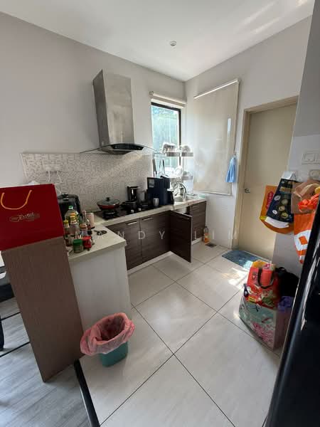 Townhouse for Rent in 16 Sierra (Puchong) - Mandy Lim - Kitchen - PropertyGuru.com.my
