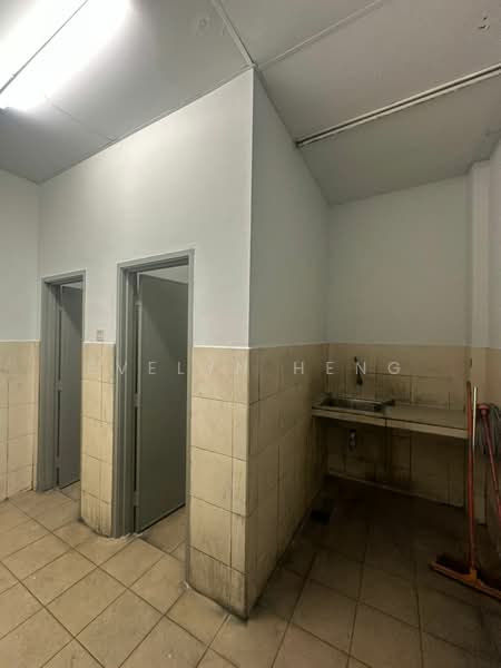 Cluster Factory for Rent in Taman Perindustrian Tropika (Ulu Tiram) - Evelyn Heng - Interior - PropertyGuru.com.my