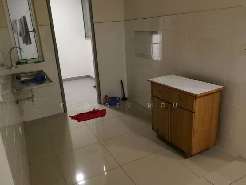 Kondominium untuk Dijual di The Wharf Residence - Foo Sek Mou - Kitchen - PropertyGuru.com.my