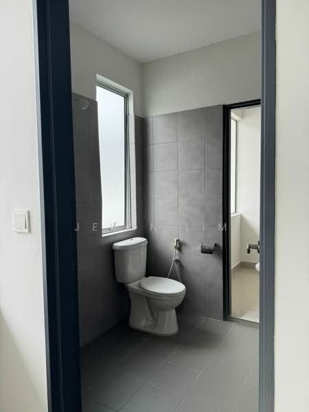 Kampung Bukit Changgang untuk Untuk Dijual - RM 430,000, Mac 2026 - Bathroom - PropertyGuru.com.my