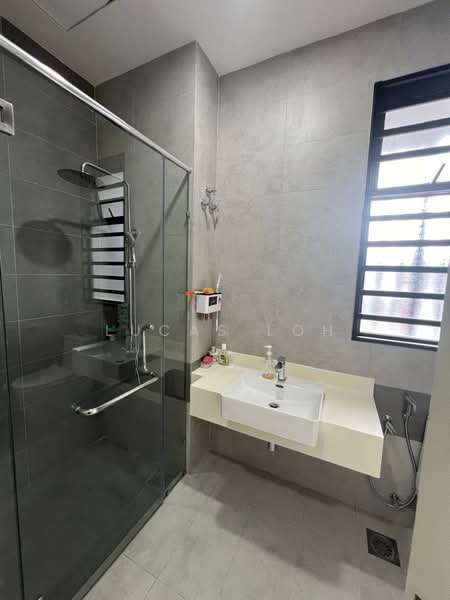 Hampton Residences untuk Untuk Dijual - RM 999,000, Apr 2026 - Bathroom - PropertyGuru.com.my