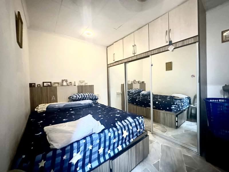 For Sale - Bandar Tun Hussein Onn