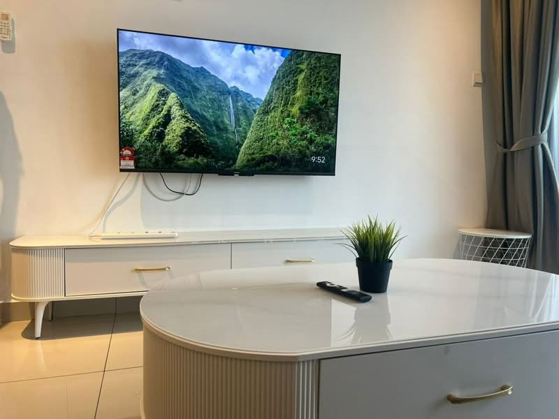 The Majestic untuk Untuk Disewa - RM 1,900 /bulan, Mac 2026 - Living Room - PropertyGuru.com.my