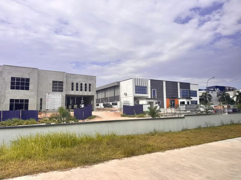 Kilang untuk Dijual di Taman Perindustrian Ulu Choh (Pekan Nanas) - Zephyr Khoo - PropertyGuru.com.my