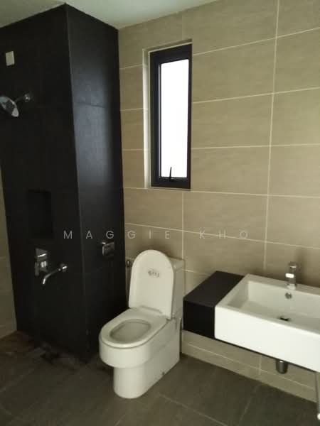 Condominium for Sale at Ascenda Residence @ Skyarena - Maggie Kho - Bathroom - PropertyGuru.com.my