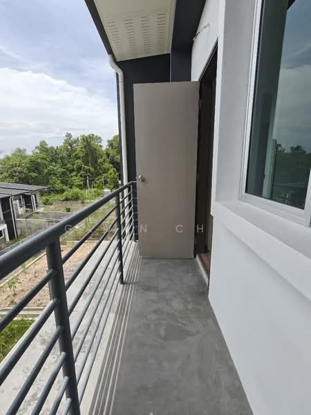 2-storey Terraced House for Rent in Kota Kinabalu (Sabah) - Gavin Chia - Balcony - PropertyGuru.com.my
