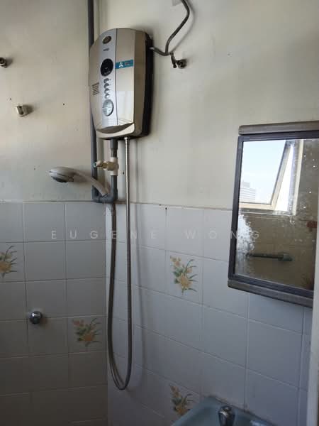 Putra Court untuk Untuk Disewa - RM 1,600 /bulan, Mac 2026 - Bathroom - PropertyGuru.com.my