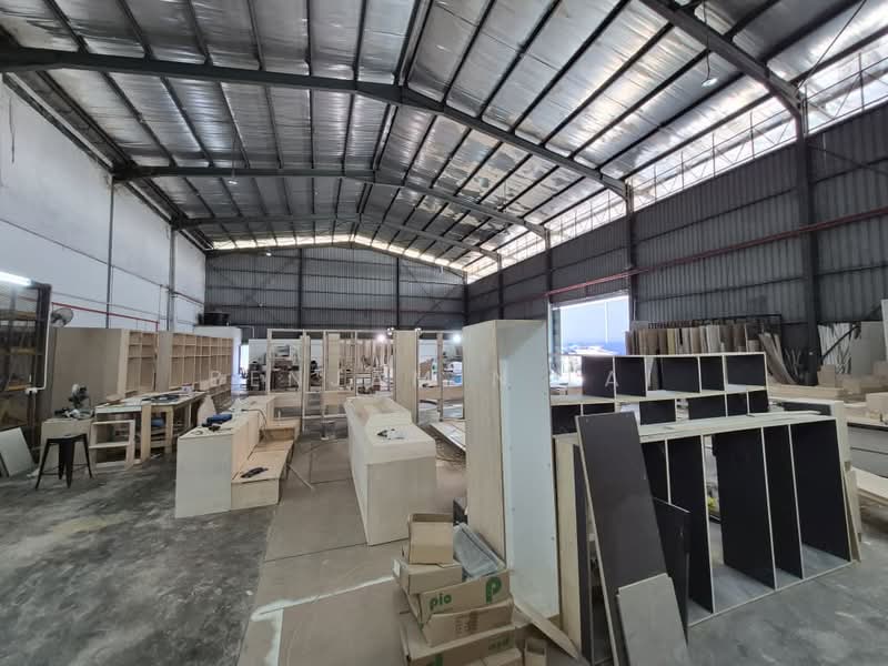 Kawasan Perindustrian Meru Barat, Klang Semi-D 1.5 Storey Factory For Rent untuk Untuk Disewa - RM 20,000 /bulan, Mac 2026 - Interior - PropertyGuru.com.my