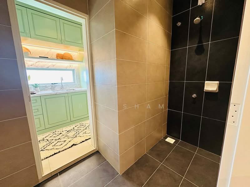 Terraced House for Sale in Mutiara Rini (Skudai) - Bro Sham - Bathroom - PropertyGuru.com.my