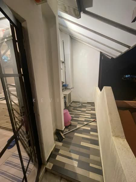 2-storey Terraced House for Sale in Lakeside Residences (Puchong) - Kevin Tan - Balcony - PropertyGuru.com.my