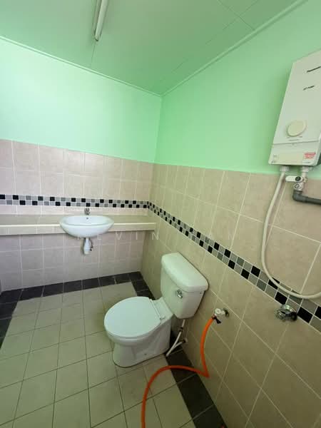 2-storey Terraced House for Sale in Lakeside Residences (Puchong) - Kevin Tan - Bathroom - PropertyGuru.com.my