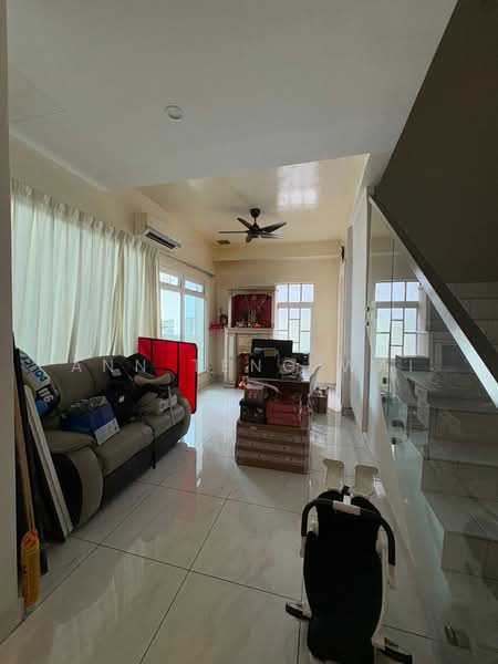 Vila Berkembar untuk Dijual di Bandar Puteri Puchong (Puchong) - Wai Ann Teng - Living Room - PropertyGuru.com.my