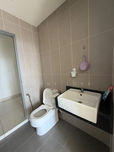 Service Residence for Sale at You Vista @ You City - Elaine Loke - Bathroom - PropertyGuru.com.my
