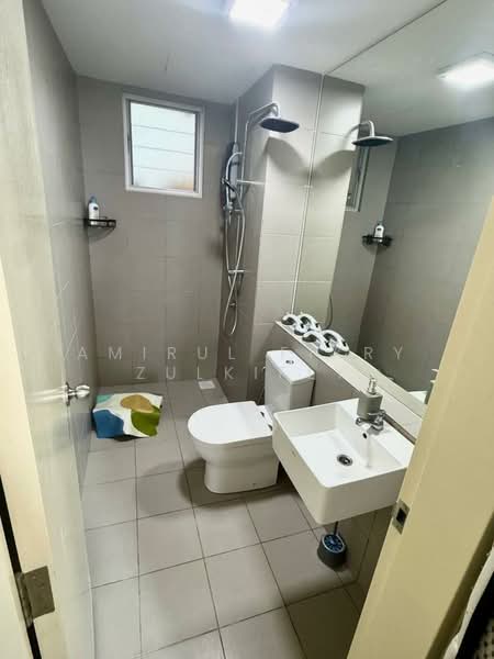 Lakefront Homes untuk Untuk Disewa - RM 2,100 /bulan, Mac 2026 - Bathroom - PropertyGuru.com.my