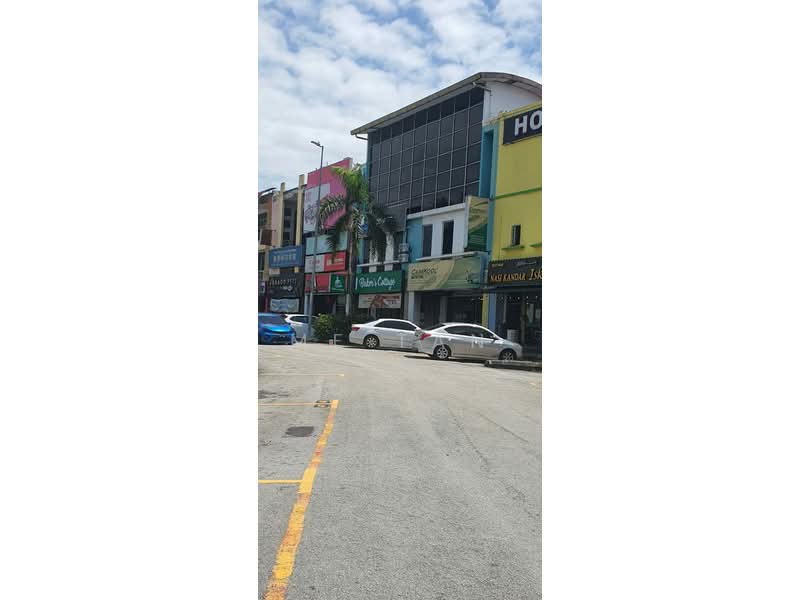 Shop / Office for Sale in Rawang (Selangor) - Mf Tan - Exterior - PropertyGuru.com.my
