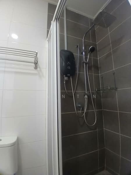 2.5-storey Terraced House for Sale in Lakeside Residences (Puchong) - Kevin Tan - Bathroom - PropertyGuru.com.my