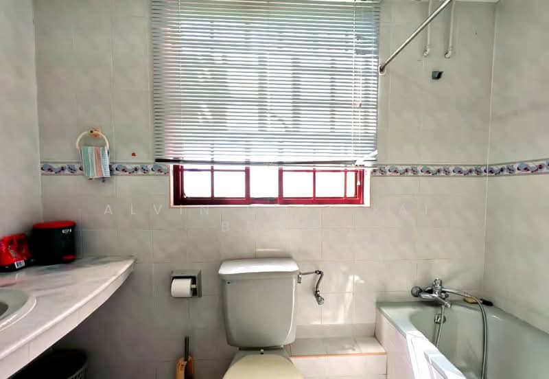 Condominium for Sale at The Golden Coast - Alvin Chan Kai Boon - Bathroom - PropertyGuru.com.my