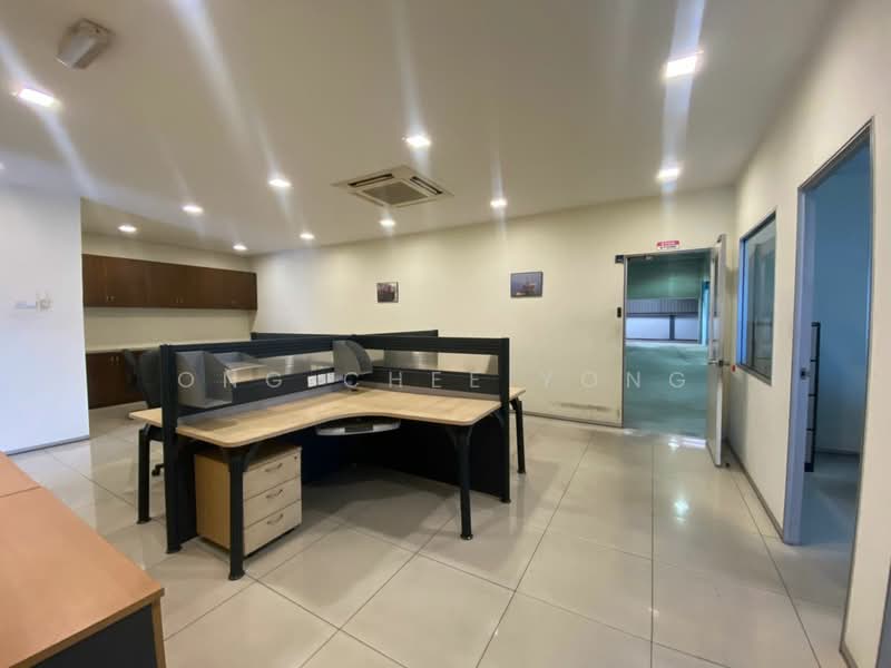 Gudang untuk Disewa di Kota Kemuning (Shah Alam) - Ong Chee Yong - Interior - PropertyGuru.com.my
