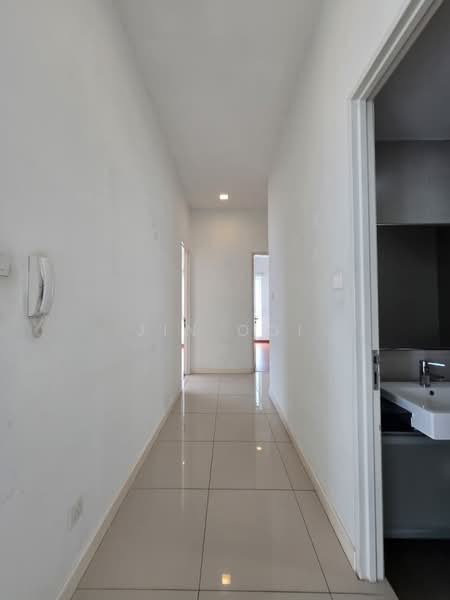 The Park Residences 1 untuk Untuk Disewa - RM 5,500 /bulan, Mac 2026 - Corridor - PropertyGuru.com.my