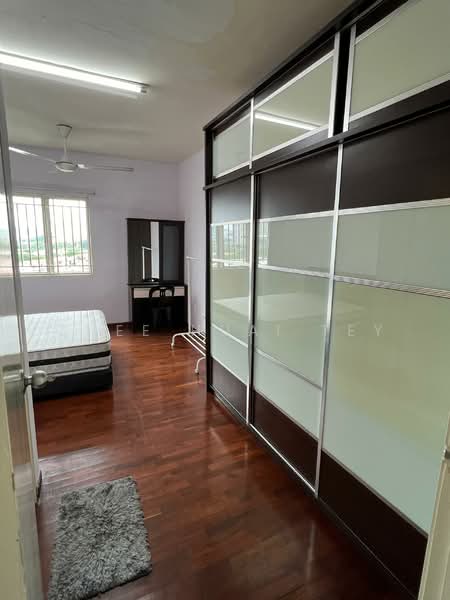 Condominium for Rent at Green Avenue Condominium - Chee Huai Tey - Bedroom - PropertyGuru.com.my