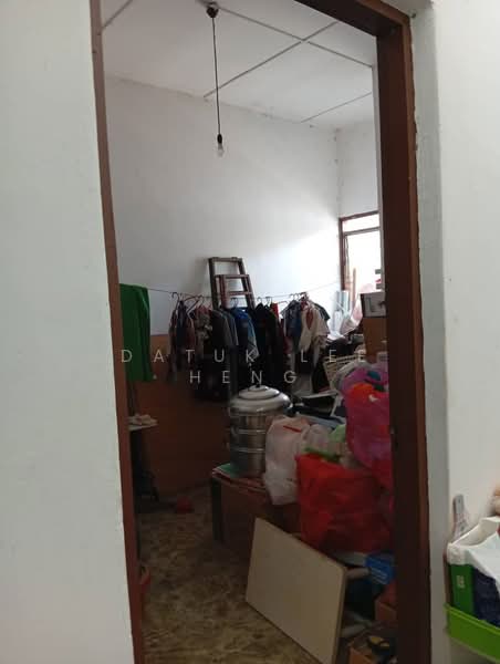 1-storey Terraced House for Sale in Taman Kledang Sentosa (Menglembu) - Datuk Lee Heng - Interior - PropertyGuru.com.my