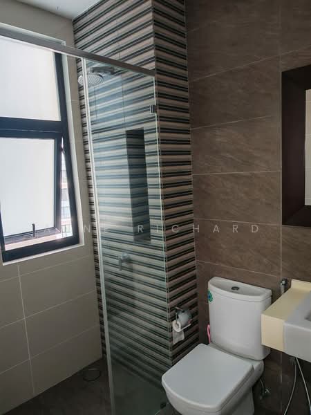 Condominium for Rent at Sky Condominium (Skyz Residence) - Anne Richard - Bathroom - PropertyGuru.com.my