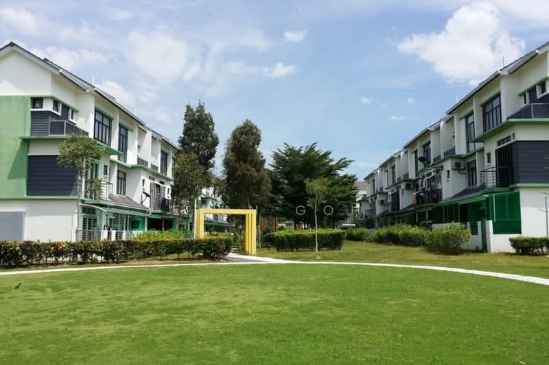 Townhouse for Sale in Bandar Bukit Puchong 2 (Puchong) - Evan Goh - Exterior - PropertyGuru.com.my