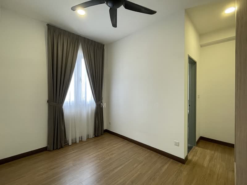 Service Residence for Rent at Pinnacle Sri Petaling - Kim Ling - Master Bedroom - PropertyGuru.com.my