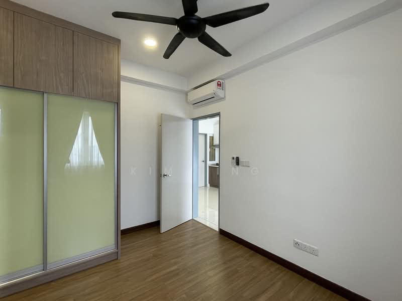 Service Residence for Rent at Pinnacle Sri Petaling - Kim Ling - Master Bedroom - PropertyGuru.com.my