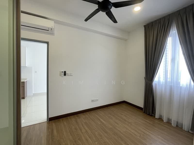 Service Residence for Rent at Pinnacle Sri Petaling - Kim Ling - Master Bedroom - PropertyGuru.com.my