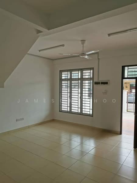 2.5-storey Terraced House for Sale in Taman Scientex Senai (Senai) - Jameson Choo - Living Room - PropertyGuru.com.my