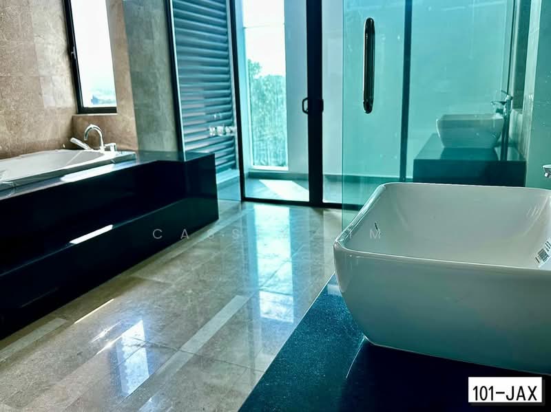 Rumah Teres 3 Tingkat untuk Dijual di Setia Alam (Selangor) - Cassey Lim - Bathroom - PropertyGuru.com.my